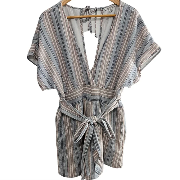 AMERICAN EAGLE Women's Striped Jumpsuit Romper Belted - Picture 2 of 14